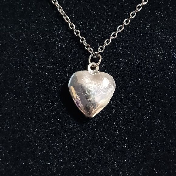 Gold-Toned Double-Layer Necklace w/ Heart Locket Pendant, 16" - Picture 4 of 5